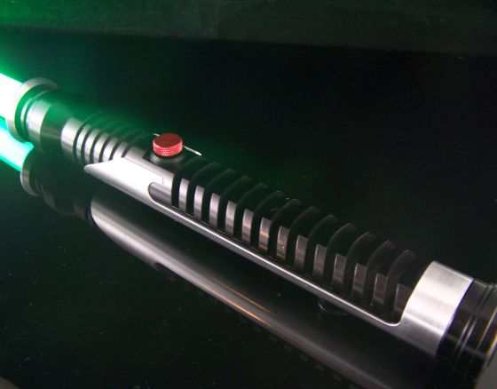 Dewy and Anakin Starkiller's Accurate Qui-Gon Jinn Lightsaber Design