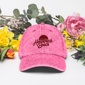 Step into coastal comfort with the Horseneck Beach Vintage Cotton Twill Cap by Westport Harbor. Inspired by the scenic stretch of Horseneck Beach in Westport, Massachusetts—where dunes roll into Buzzards Bay and salt air meets sun-drenched freedom—this classic cap is your go-to for laid-back adventures and everyday wear.