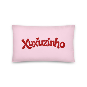The Xuxuzinho Pinky Pillow—cute, cozy, and cuddle-approved.