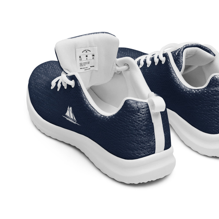 Step into coastal confidence with the Westport Harbor Women’s Athletic Navy Saltwater Soles.