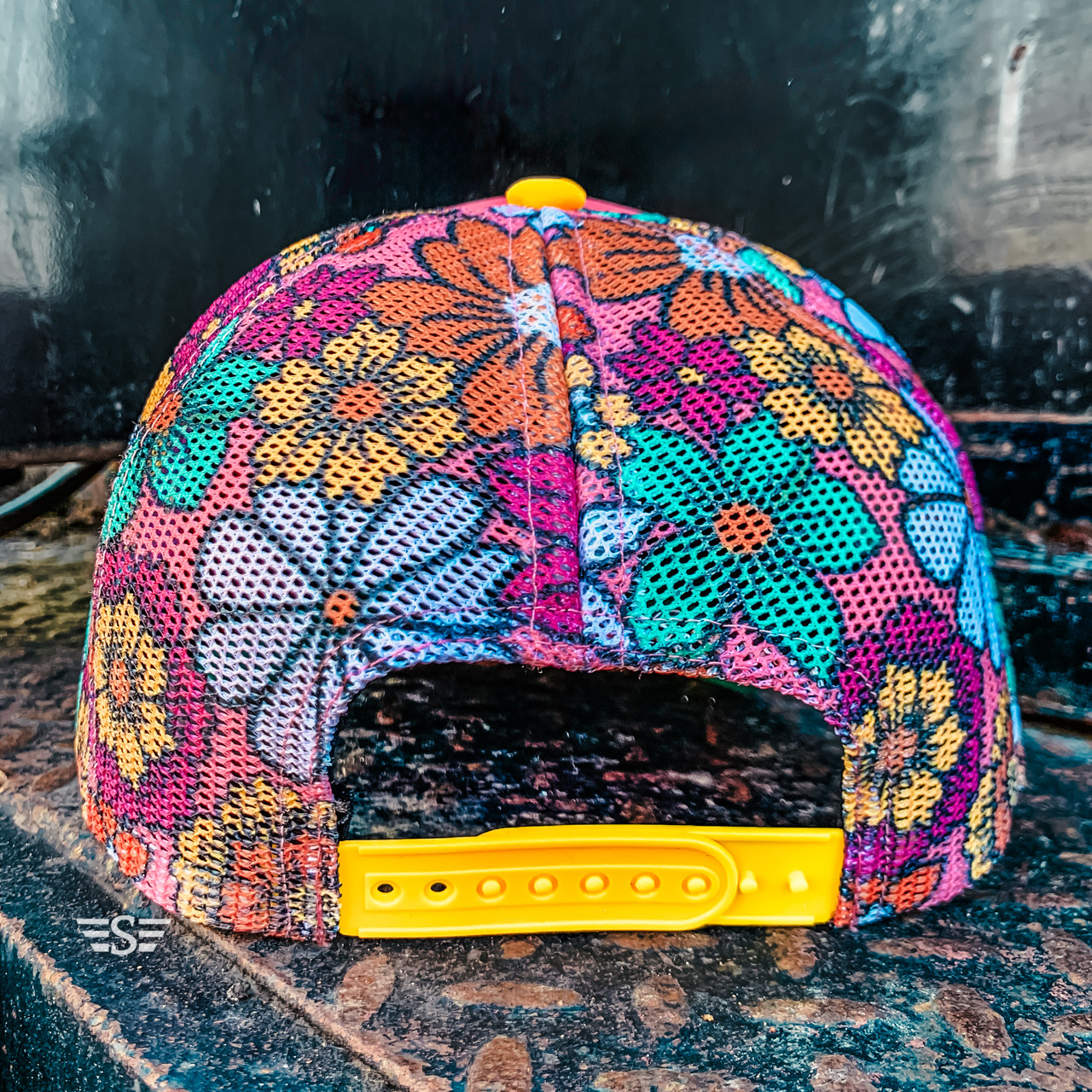 Floral Magna Pony™ Mesh Foam Trucker Hat Flying S Company