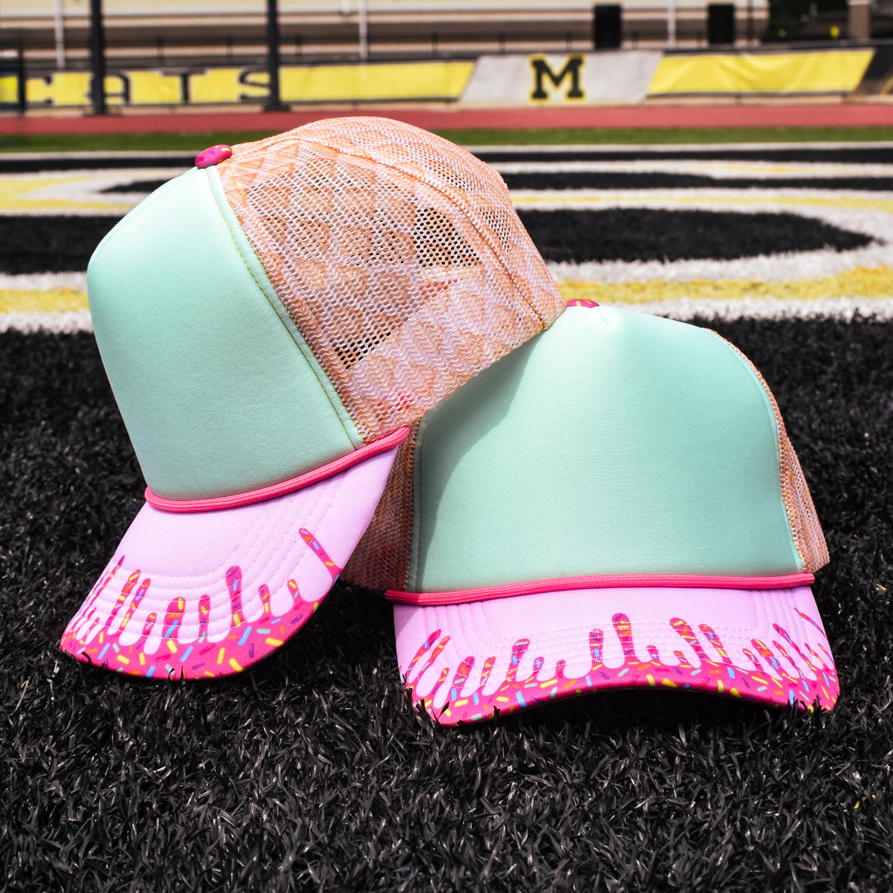 Ice Cream Drip Printed Mesh Trucker Hat display picture 1