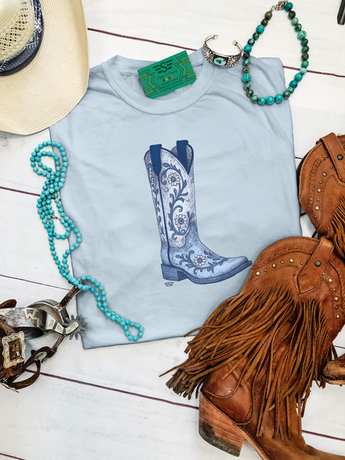 graphic tee, t-shirt, shirt, ranch, cattle, cattle women, rancher, western, punchy, ranchy, desert, cowboy, cowgirl, livestock, rodeo,  boot,