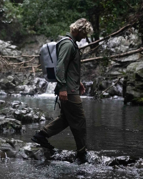 Follow Life Backpack [Light Grey] 8