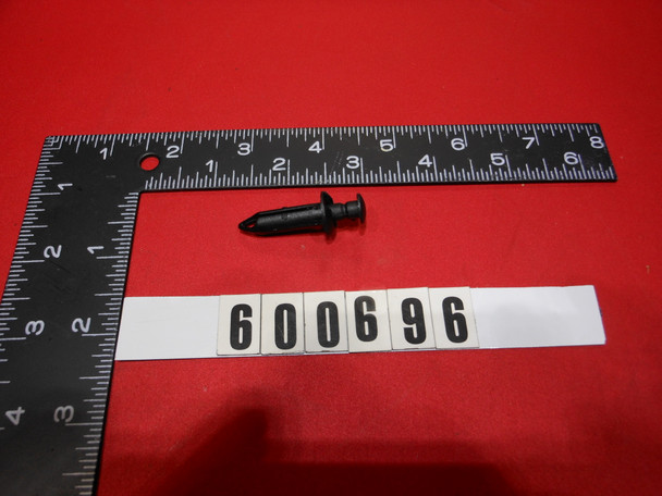 MasterCraft Platform Rivet - Plastic Drive Hole 8mm
