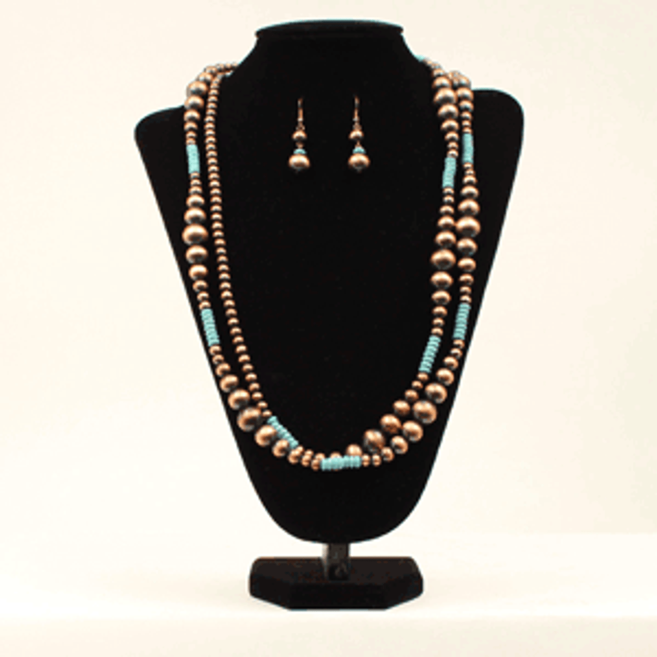 Amazon.com: Multi-strand Navajo Pearl & Turquoise Necklace Jewelry  (18”20”22” with extension of 2”) – Western Jewelry Cowgirl, Vintage Beaded,  Gifts for Women (Wife, Mother, Girlfriend) in any Occasions.: Clothing,  Shoes & Jewelry