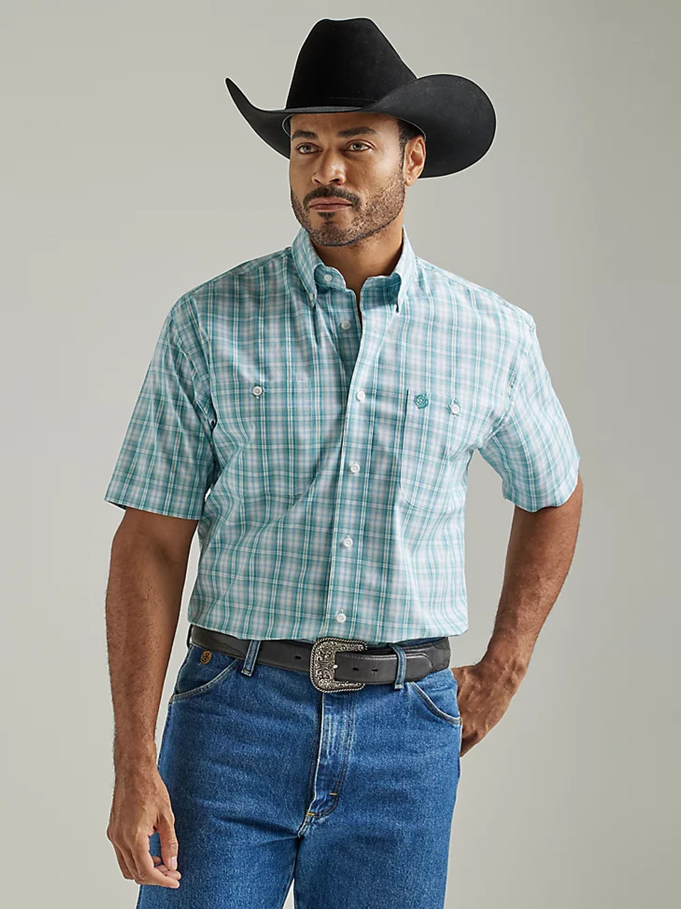 Wrangler Men s George Strait Short Sleeve Aqua Plaid Snap Western