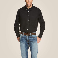 ARIAT Ariat Men's Black Wrinkle Free Solid Classic Fit Button Down Shirt ARIAT Ariat Men's Black Wrinkle Free Solid Classic Fit Button Down Shirt