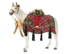 BREYER Breyer Holiday Homecoming Model Horse 