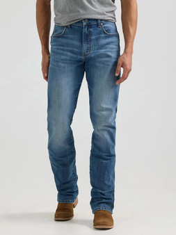 WRANGLER Wrangler Men's Harris Retro Slim Fit Bootcut Jean 