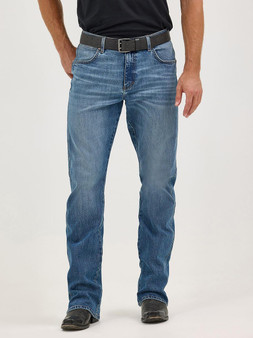 WRANGLER Wrangler Men's Harris Retro Relaxed Fit Bootcut Jean 