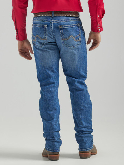 WRANGLER Wrangler Men's Paso Fino Rock 47 Slim Fit Straight Leg Jean 