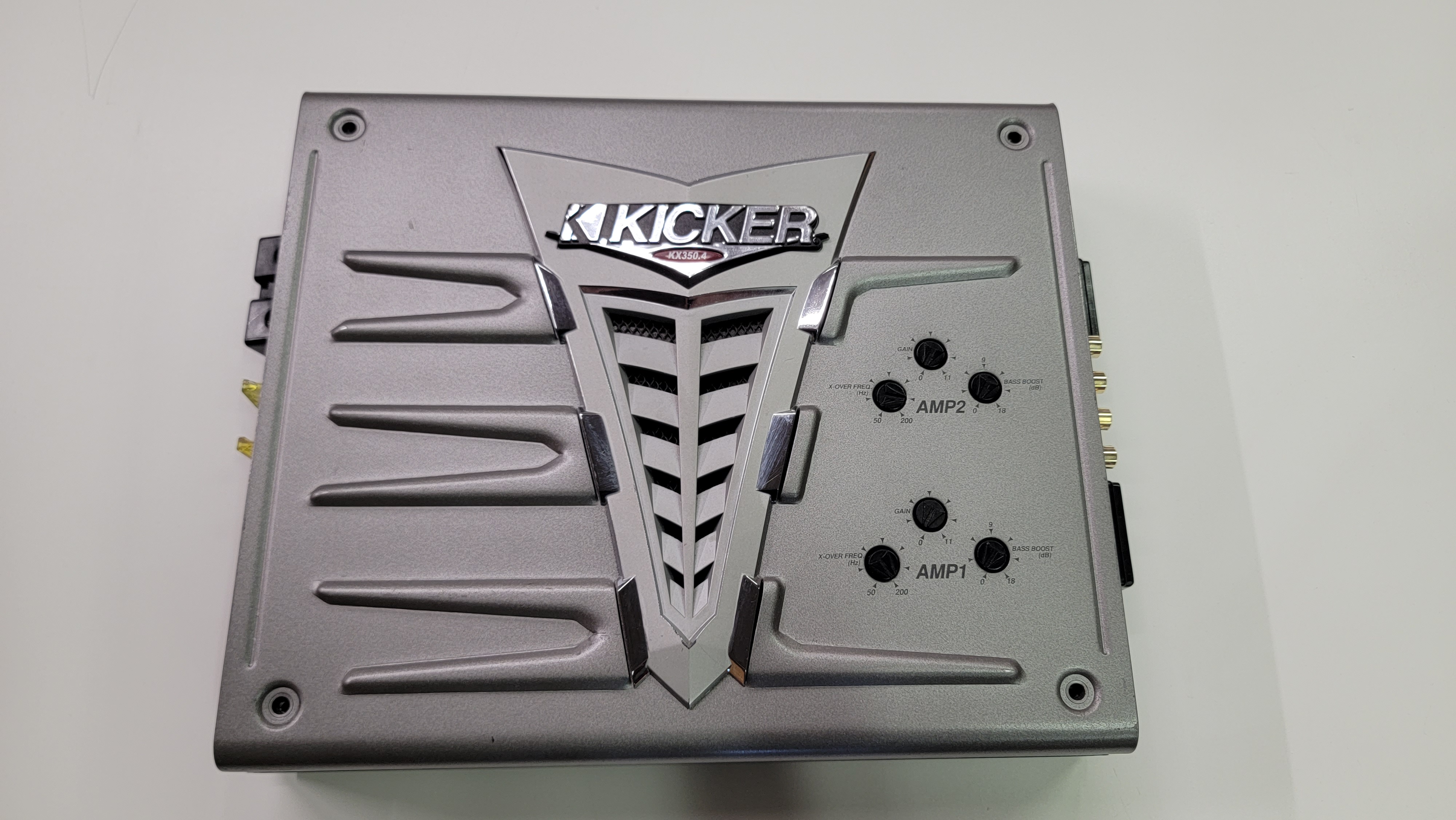 KICKER | KX350.4 [SCRATCH/DENT]