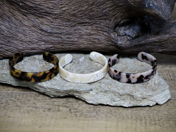 Large Resin Cuff Bracelet Large Resin Cuff Bracelet