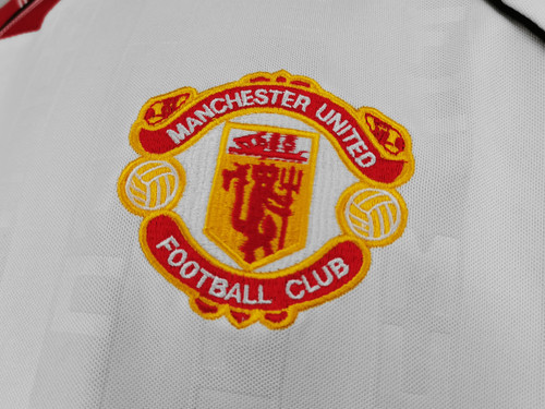 Manchester United 1988 Men's Away Retro Shirt
