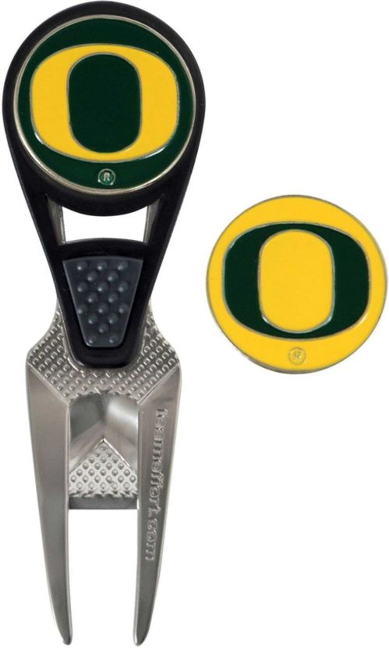 Team Golf Oregon Ducks Fighting Duck Gift Set (Towel, Balls, Tees)