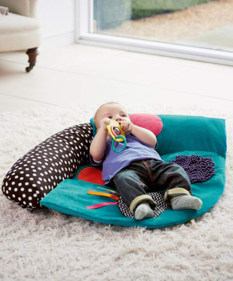 Mama's and papas 4 in 1 tummy time play mat