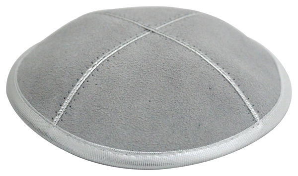 Kipa | Suede | Cream Silver Line /1