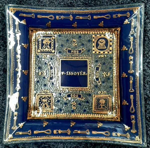 Matza Plate | Glass, hand made in Israel