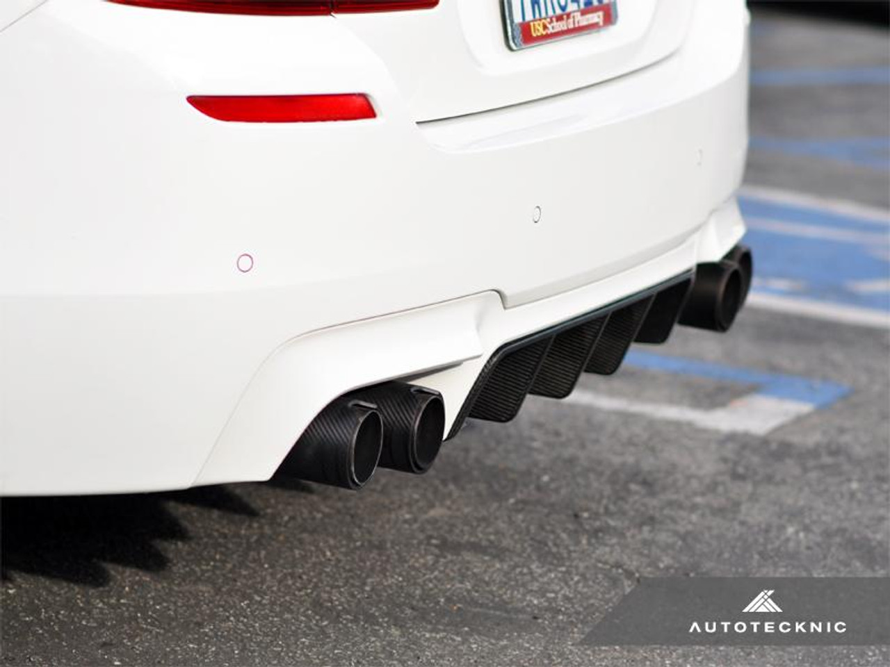 AutoTecknic Dry Carbon Competition Rear Diffuser - F90 M5