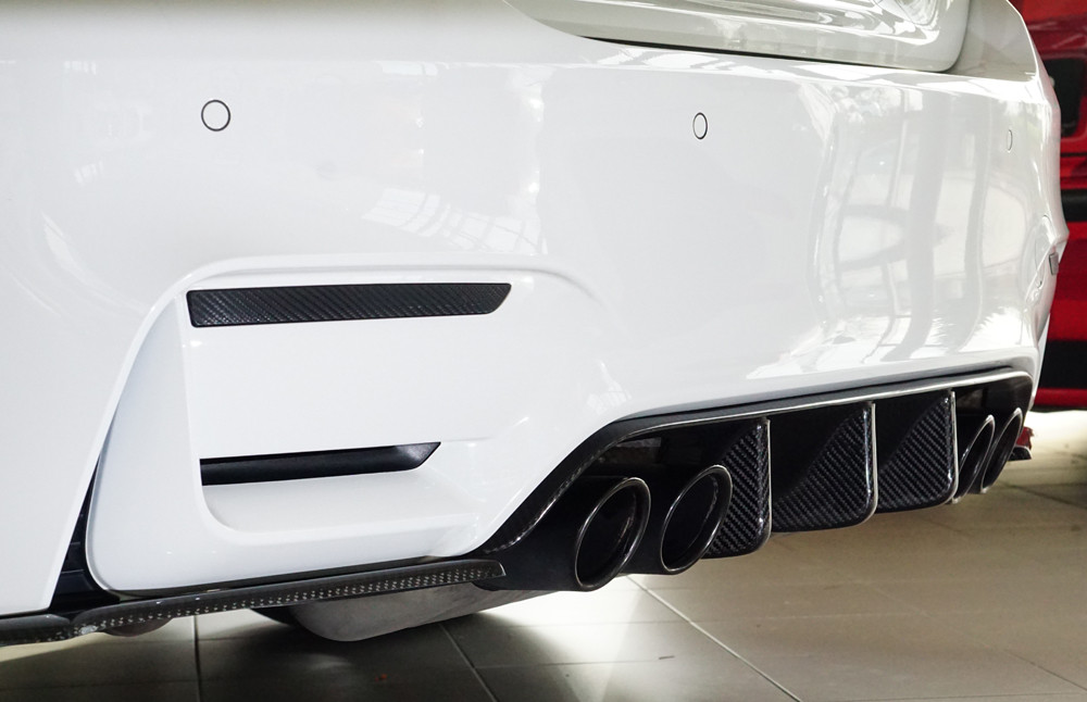 RIEGER BMW F80 M3 F82 M4 Gloss Black Rear Bumper Diffuser