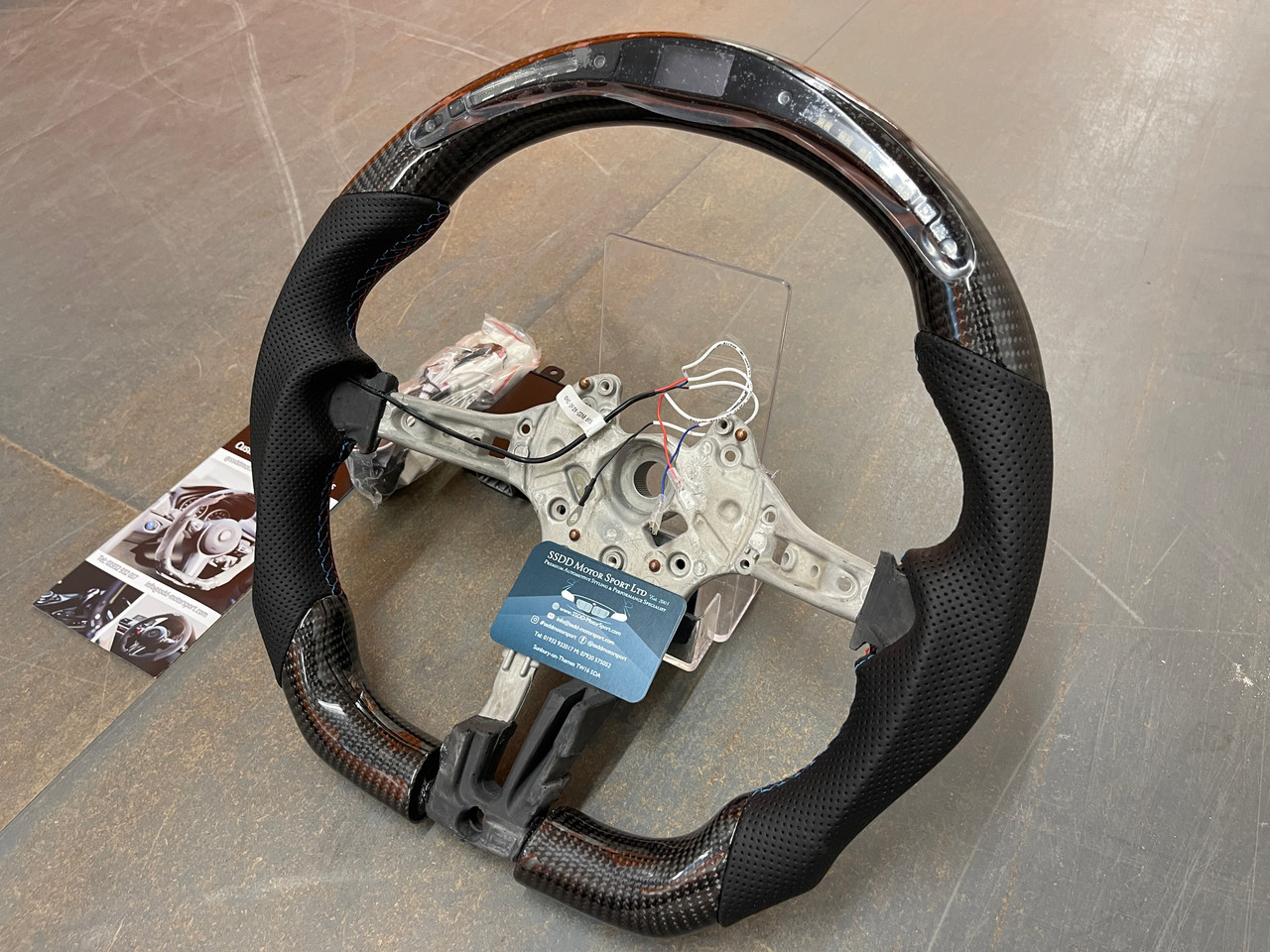 BMW E46 E39 Flat Bottom Carbon LED Race Display Steering Wheel - SSDD  MotorSport Ltd