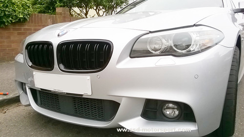 F10 F11 Gloss Black M Look Double Slats Kidney Grilles