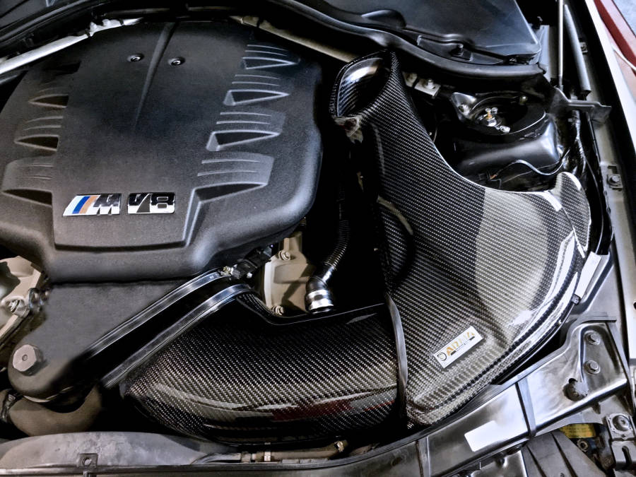 arma-speed-bmw-e90-e92-e93-m3-carbon-fibre-cold-air-intake-induction-1.jpg