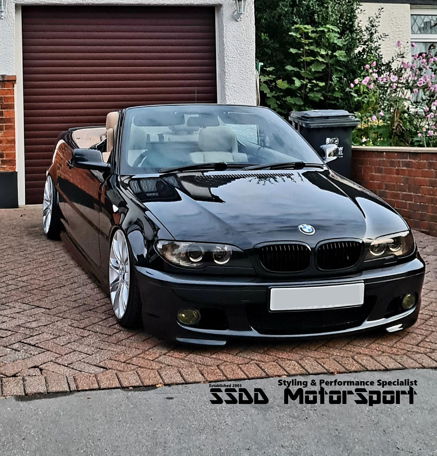 Matte Black Front Grilles - E46 Coupe 2004-2006 (Post-Facelift)