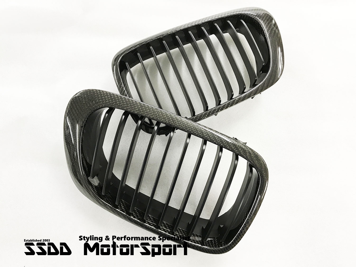 E46 2D 99-03 & M3 01-06 Genuine Carbon Fibre Kidney Grille