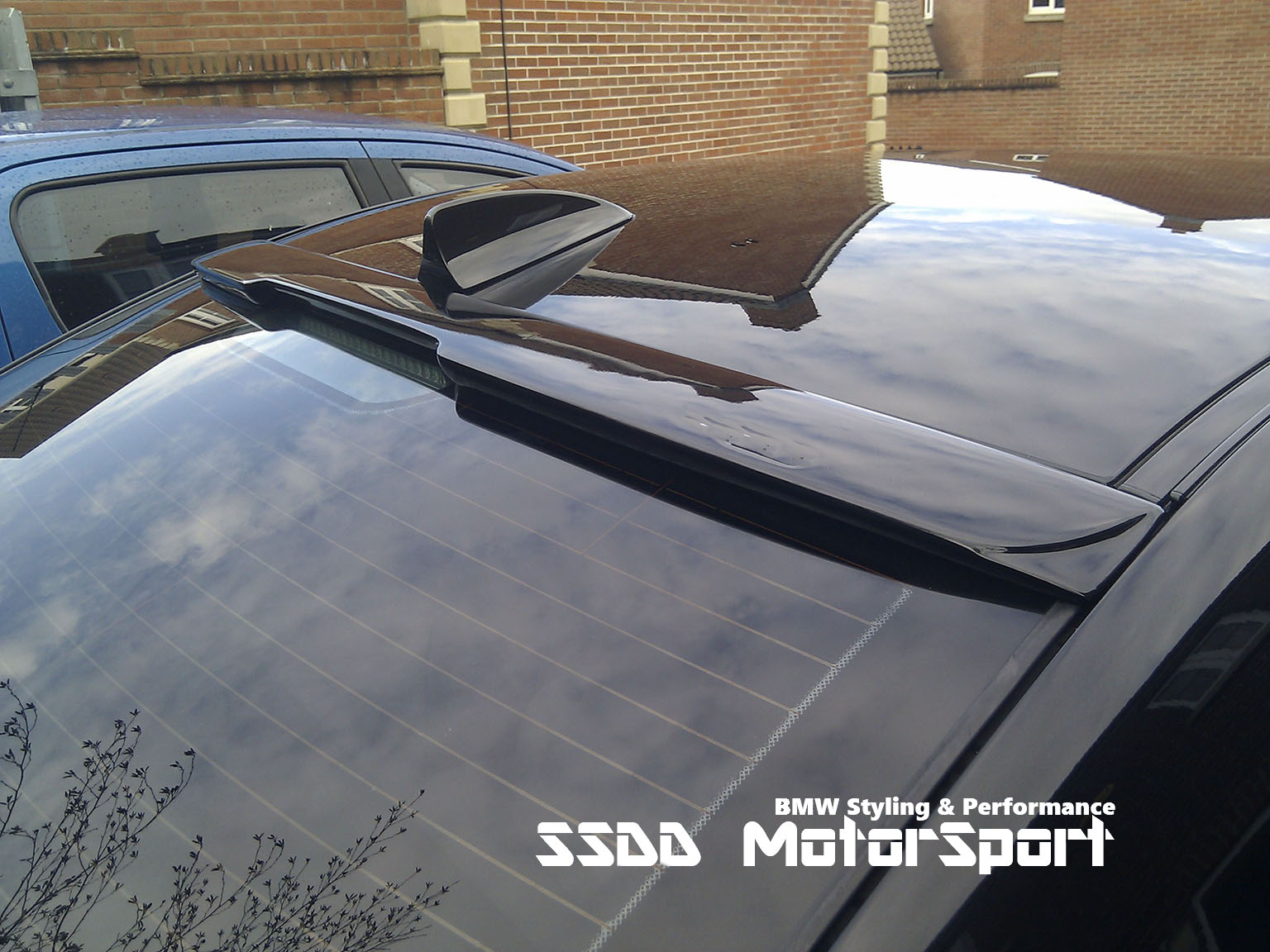 bmw-e60-ac-roof-spoiler-ssdd.jpg