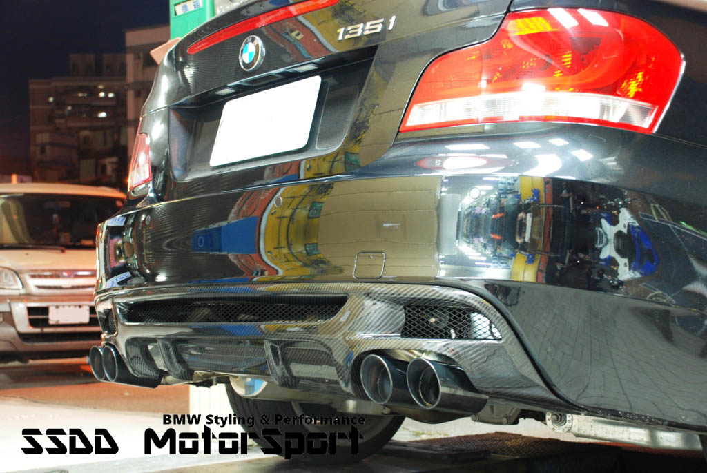 bmw-e82-e88-performance-arbon-fibre-quad-diffuser-5.jpg