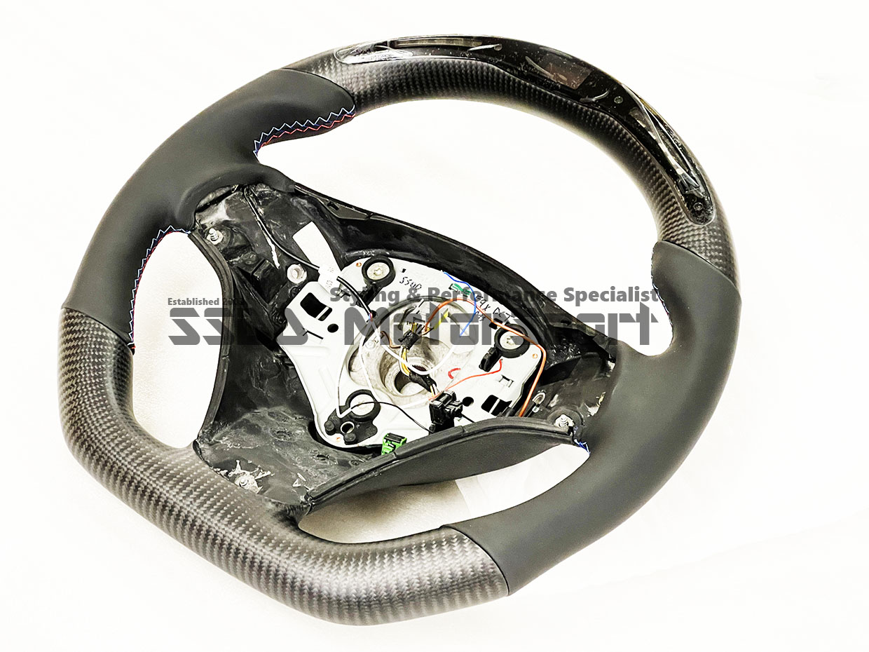 bmw-e90-e92-e93-m3-m-dct-led-carbon-race-display-performance-flat-bottom-steering-wheel-uk-product-large-ssdd.jpg