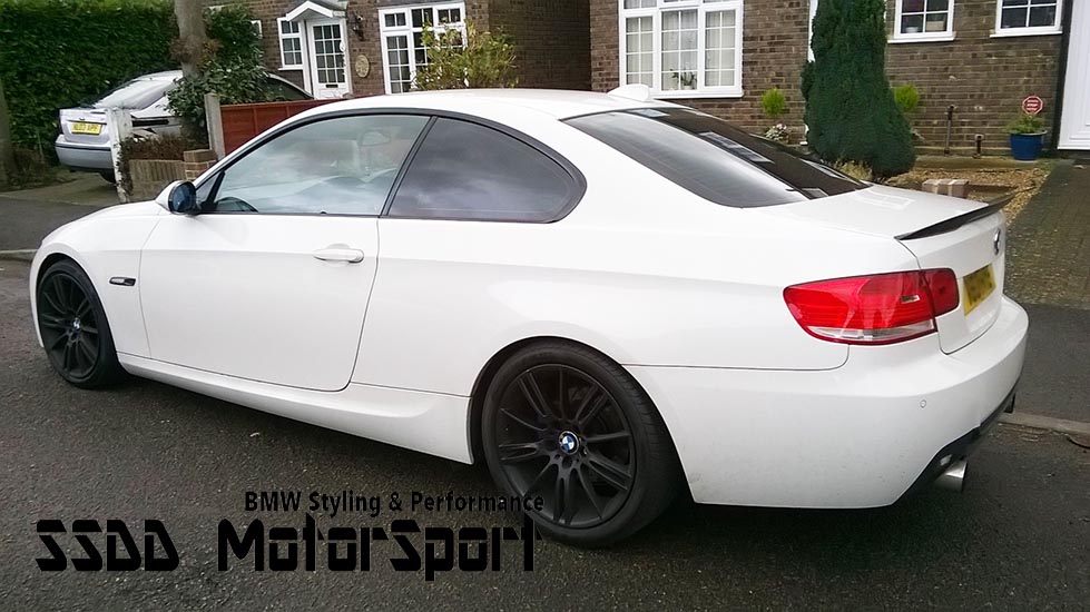 bmw-e92-coupe-performance-high-kick-carbon-fibre-boot-spoiler-fitted-6.jpg