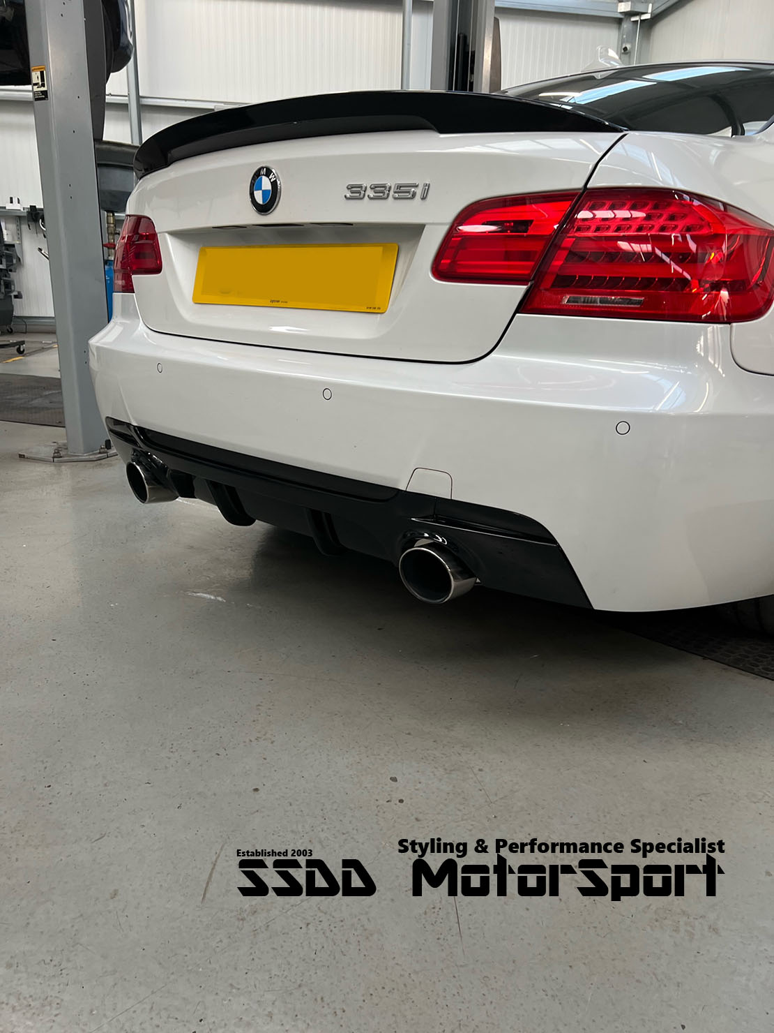 bmw-e92-e93-msport-335i-335d-performance-look-gloss-black-diffuser-high-kick-spoiler-product.jpg