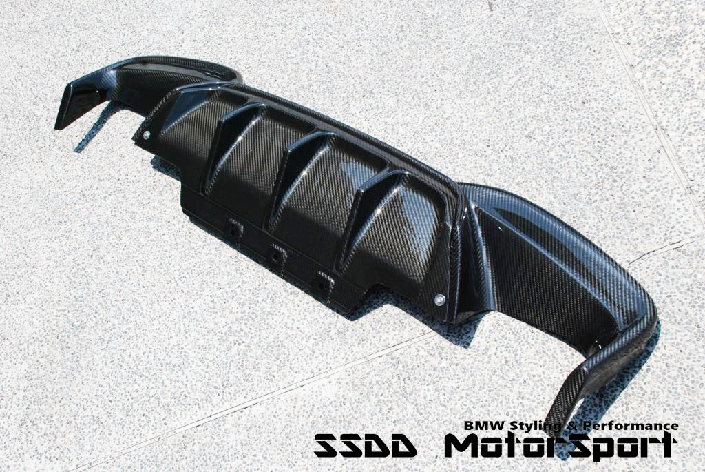 bmw-f12-f13-f06-m6-arkym-gt-diffuser-5-pre-preg.jpg