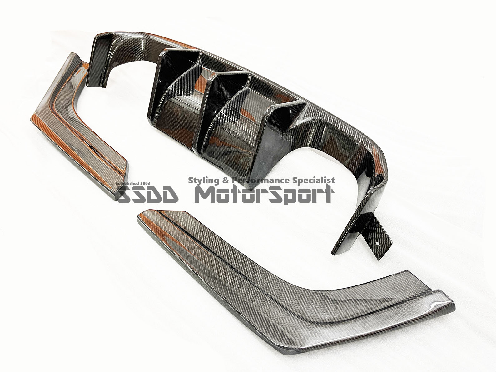 bmw-f80-m3-f82-f83-m4-vrs-big-fin-v2-carbon-diffuser-4.jpg