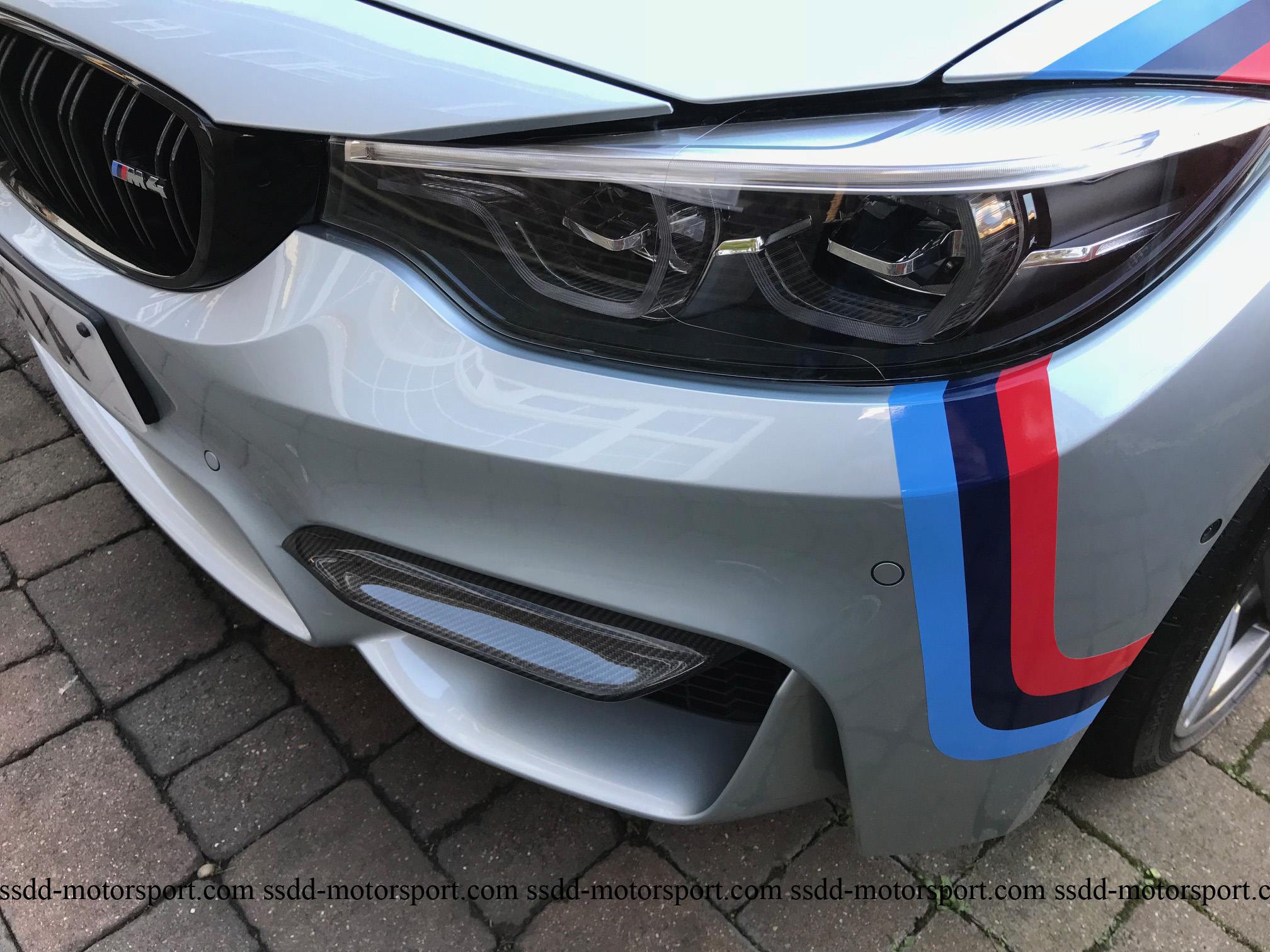 bmw-f80-m3-f82-m4-bumper-carbon-fibre-competition-trims-1.jpg