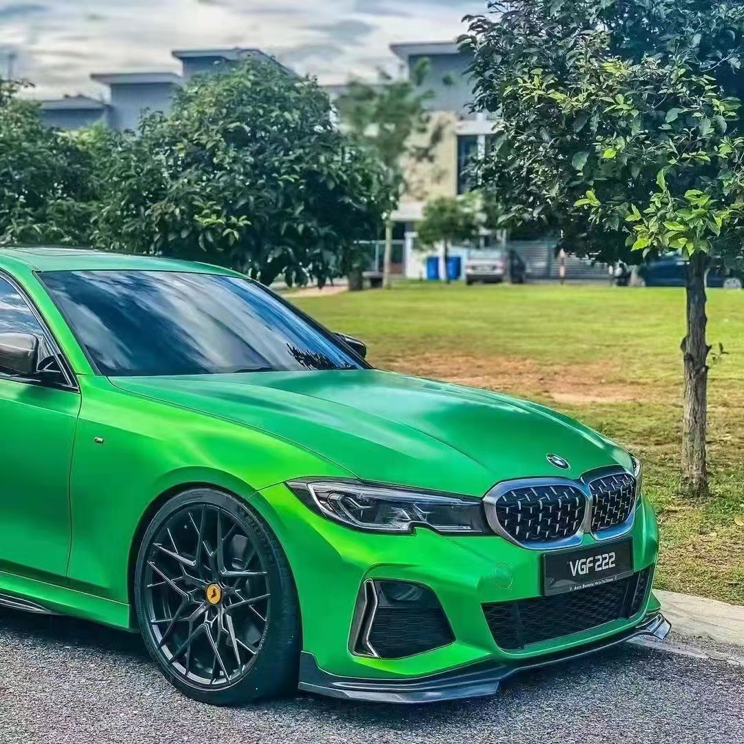 Designed by Azart tuning toxic green Bmw g20 with color chancing 🌈 #