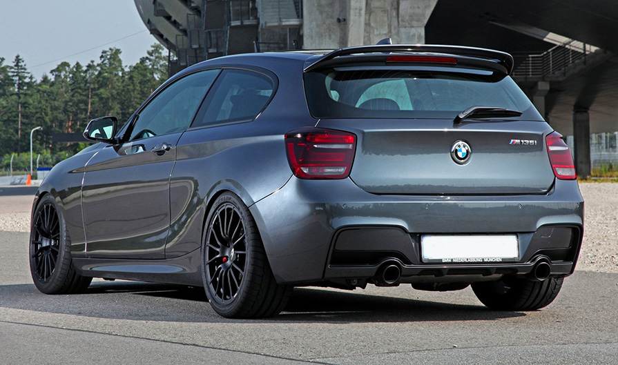 bmw-m135i-mperformance-diffuser.jpg