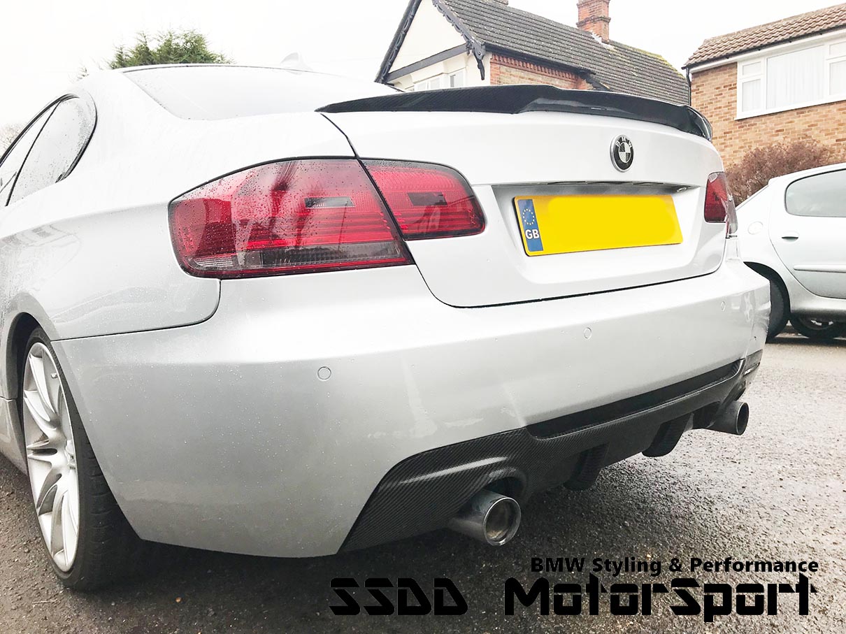 e92-e93-full-carbon-fibre-performance-finned-diffuser-fitted-2.jpg