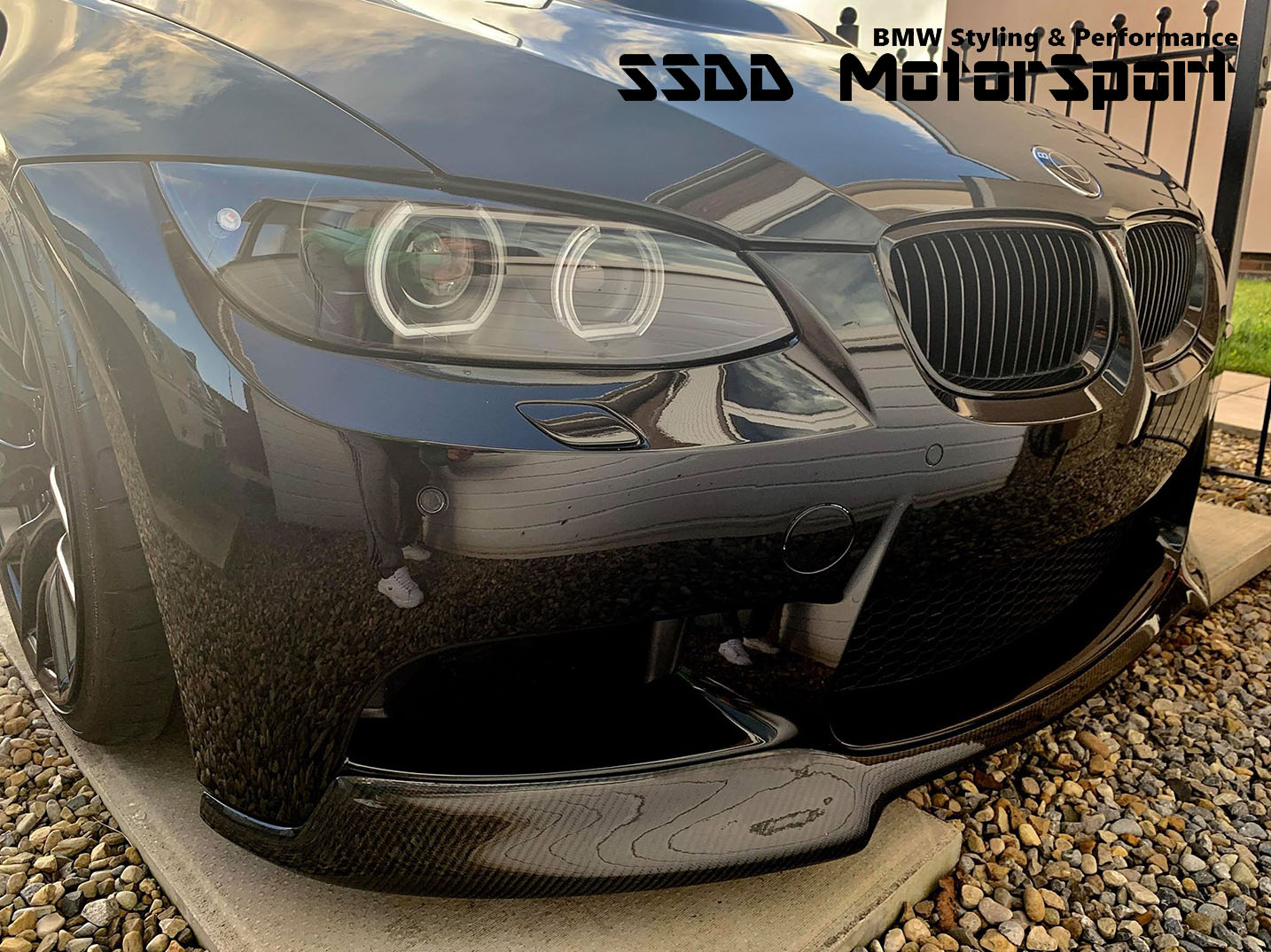 vorsteiner-style-front-lip-splitter-for-replica-e92-m3-bumper.jpg