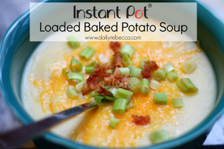 Instant Pot Loaded Baked Potato Soup
