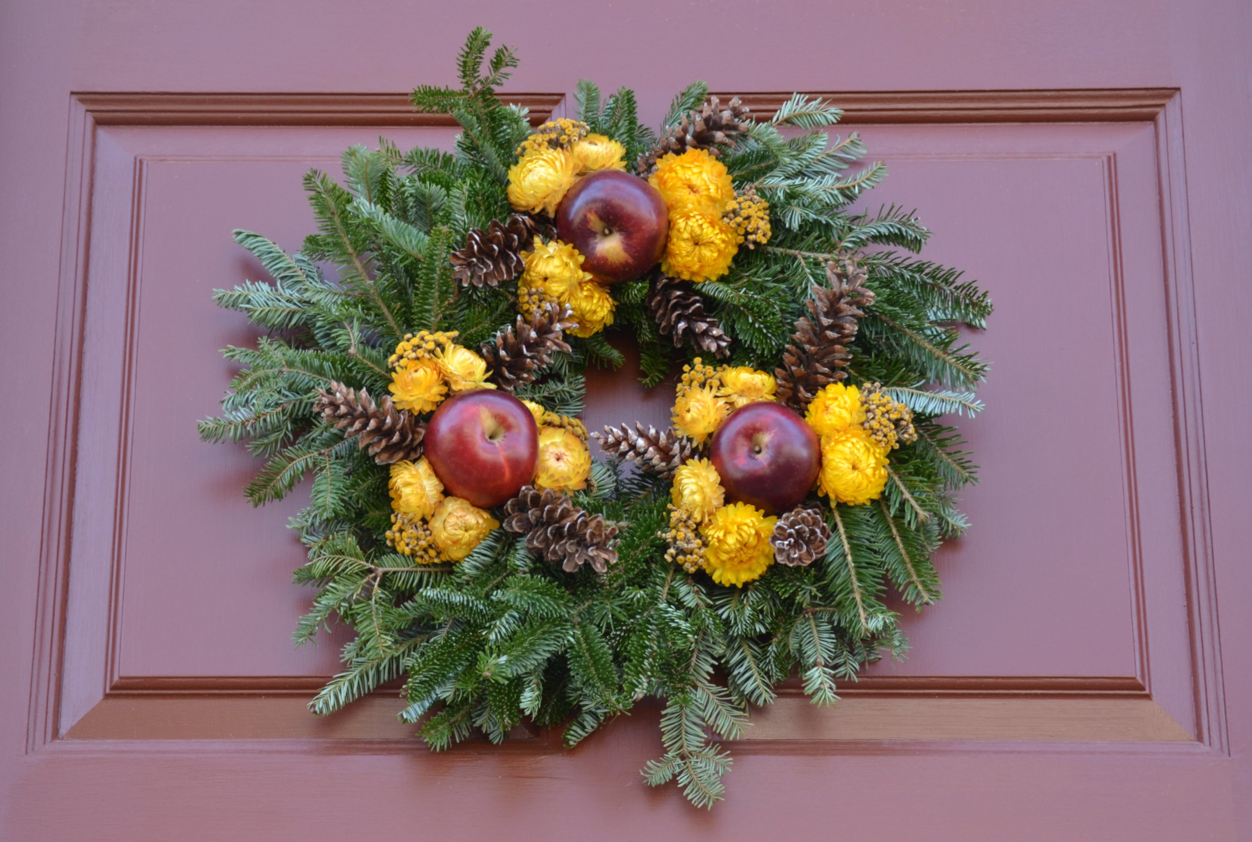 How to Care for Your Fresh Christmas Wreaths Harbor Farm Fresh