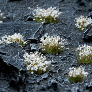 Gamers Grass: Tufts - White Flowers Gamers Grass: Tufts - White Flowers