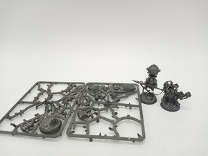 5 x Thundrik’s Profiteers (partially assembled) 5 x Thundrik’s Profiteers (partially assembled)