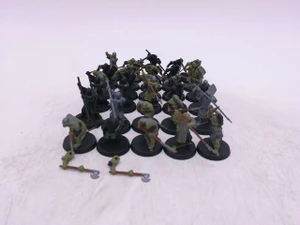 30 x Mordor™ Orcs (w/spears & swords)