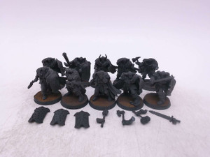 10 x Chaos Warriors (partially assembled)