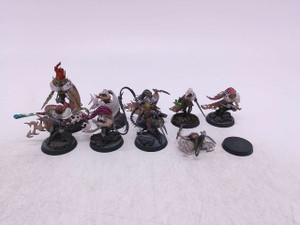 9 x Khainite Shadowstalkers