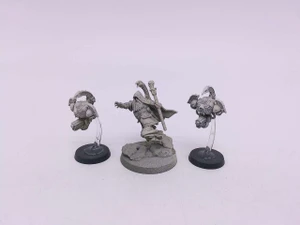 3 x Grimnyr